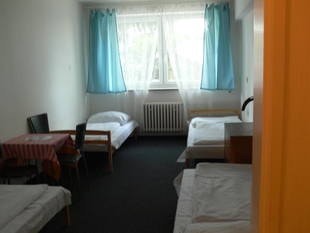 Lazza Motel Brno Exterior photo
